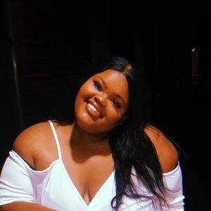 Meet your Posher, Michaela